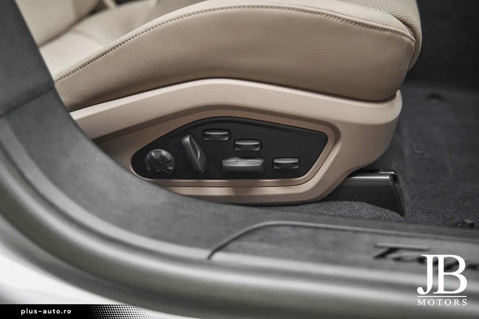 Taycan Cross Turismo 4S Panorama 360  BOSE 18w