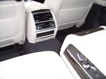 745Le xDrive B&W Soft 360 ACC Head EGSD Laser 20