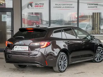 Toyota Corolla 1.8hybrid Style