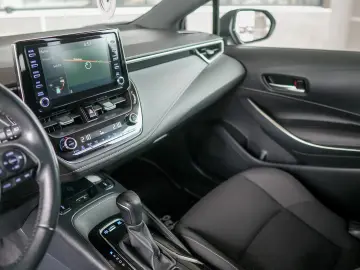 Toyota Corolla 1.8hybrid Style