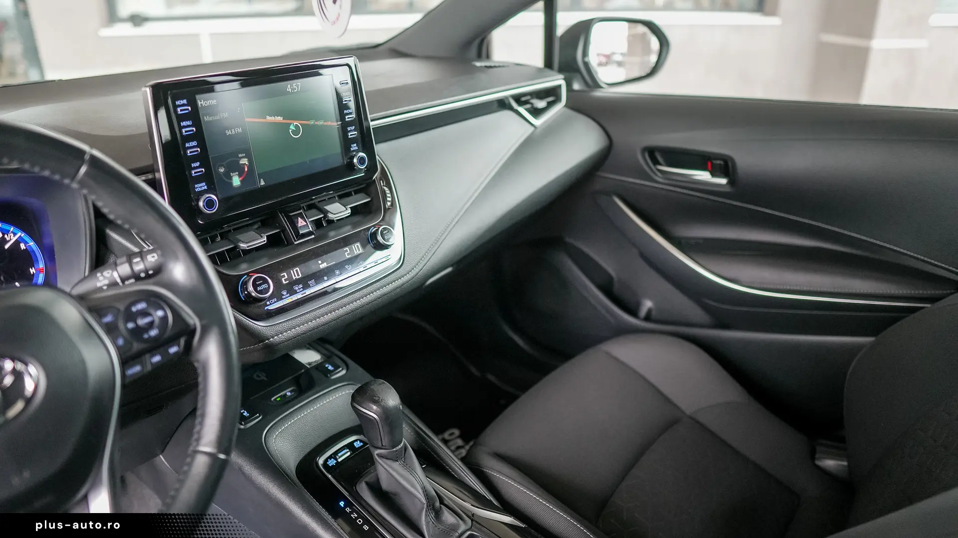 Toyota Corolla 1.8hybrid Style