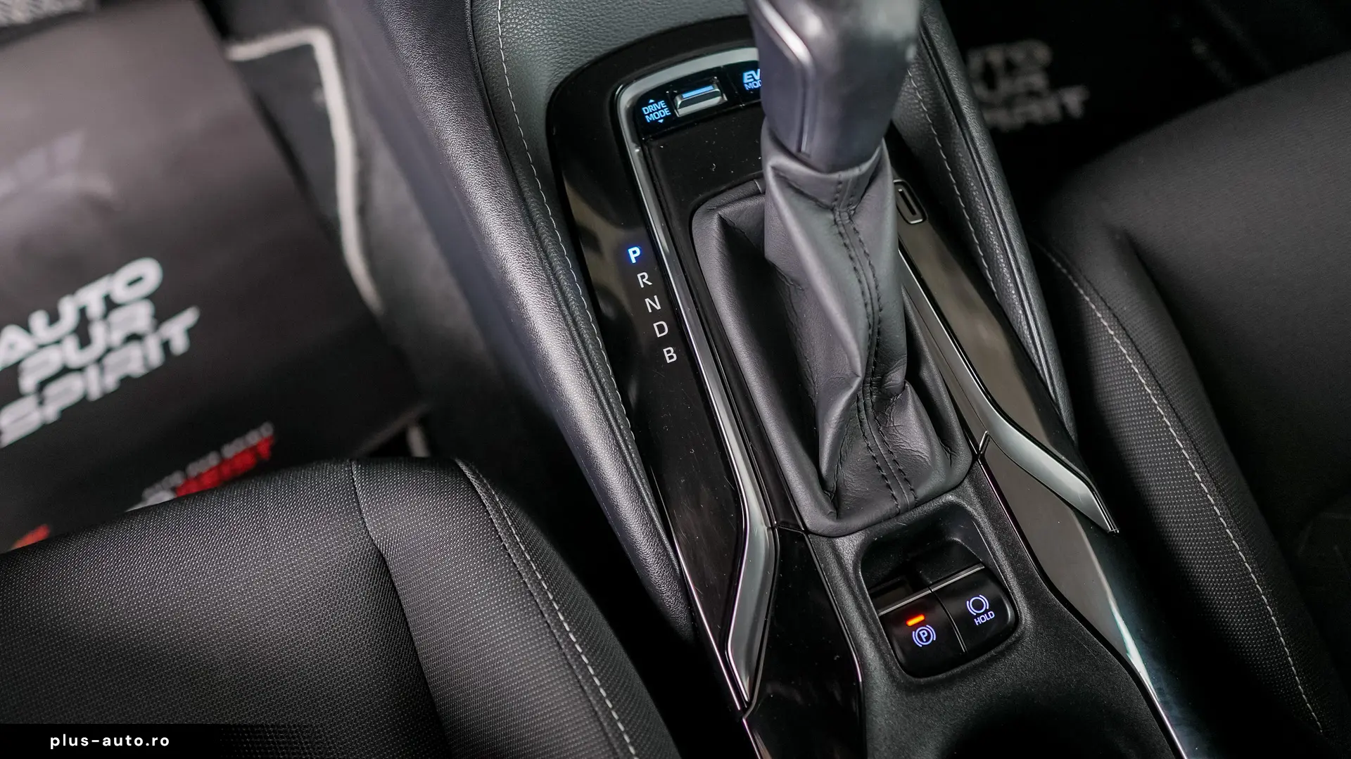 Toyota Corolla 1.8hybrid Style