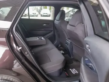 Toyota Corolla 1.8hybrid Style