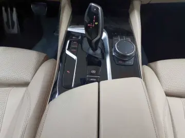 520d Aut. M Sport Leder Navi H&K Abstand