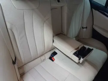 520d Aut. M Sport Leder Navi H&K Abstand