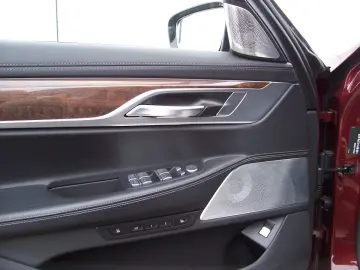 BMW 745 Le xDrive M Sportpaket 3xTV B&W