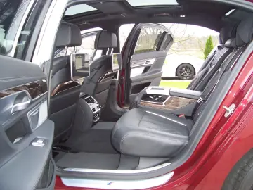 BMW 745 Le xDrive M Sportpaket 3xTV B&W