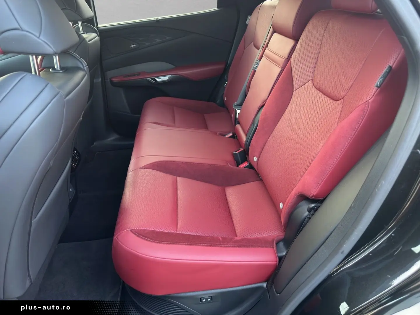 RX 500 F-SPORT  MARK-LEVINSON HUD 360 KAMERA