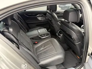 BMW 745 e Aut. Laserlicht - M Sport