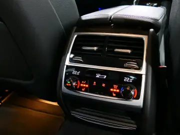 745e  Massage HuD DA.Prof PA.Prof Laser Gestik