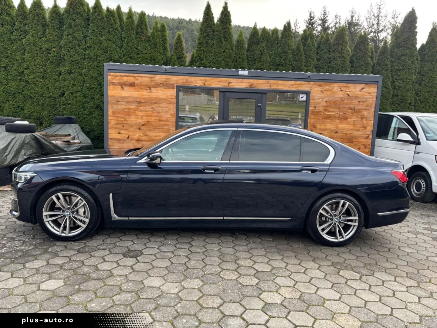 745 Baureihe 7 Lim 745 L e PANO LED LANG HEAD 36