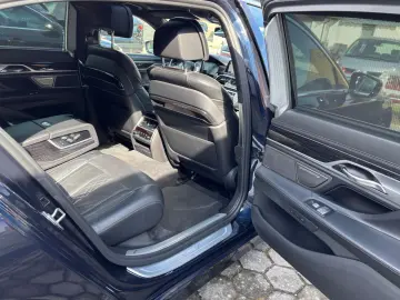 745 Baureihe 7 Lim 745 L e PANO LED LANG HEAD 36