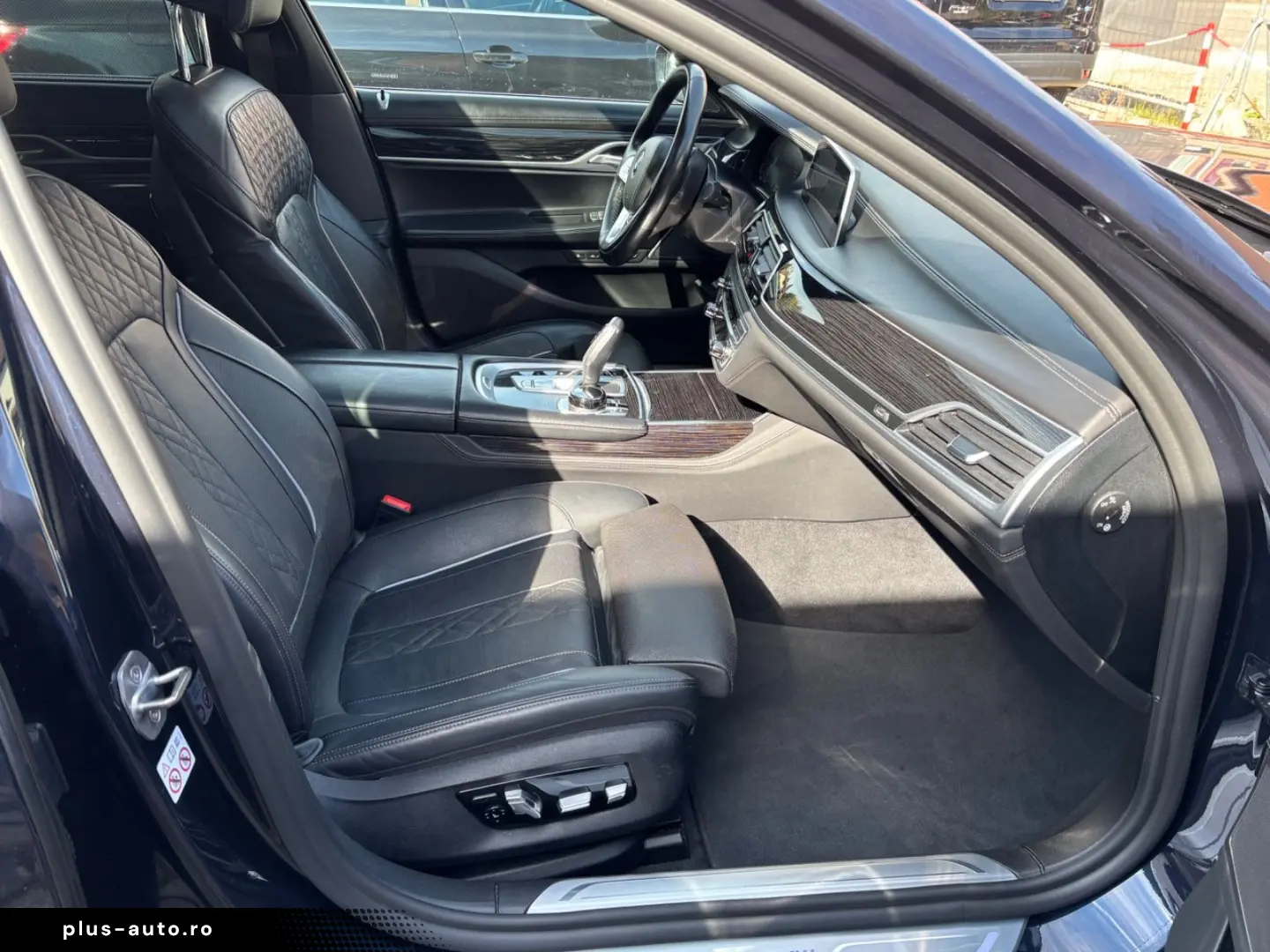 745 Baureihe 7 Lim 745 L e PANO LED LANG HEAD 36