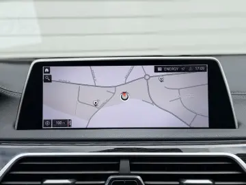 745 e 3.0 Sportautom. Head-Up ACC Pano. Ambiente