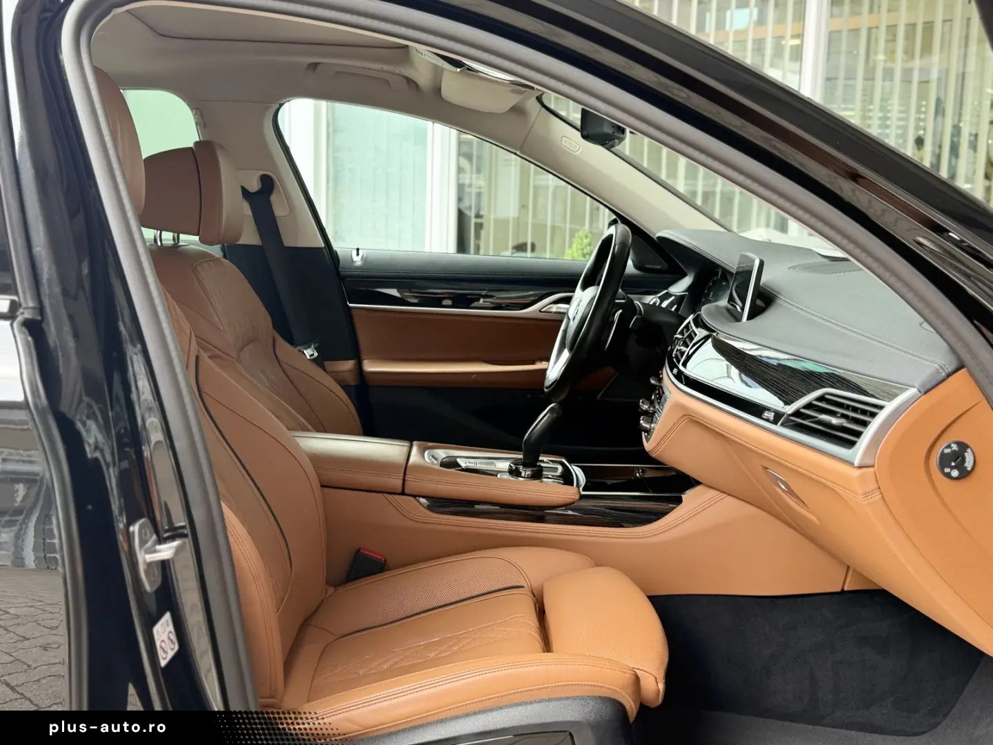 745 e 3.0 Sportautom. Head-Up ACC Pano. Ambiente