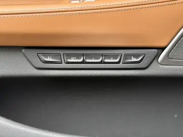 745 e 3.0 Sportautom. Head-Up ACC Pano. Ambiente