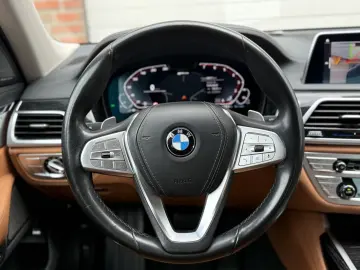 745 e 3.0 Sportautom. Head-Up ACC Pano. Ambiente