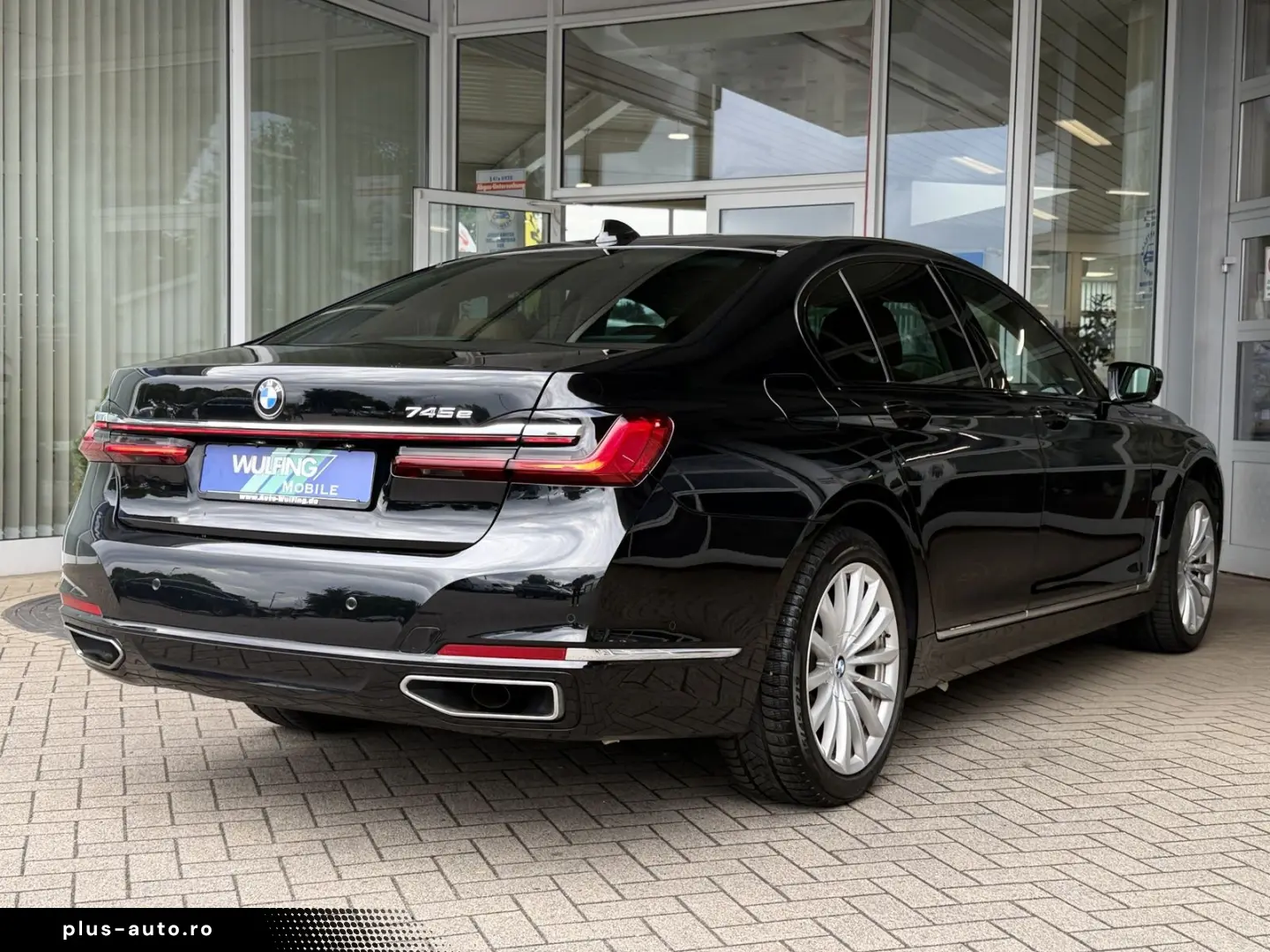 745 e 3.0 Sportautom. Head-Up ACC Pano. Ambiente