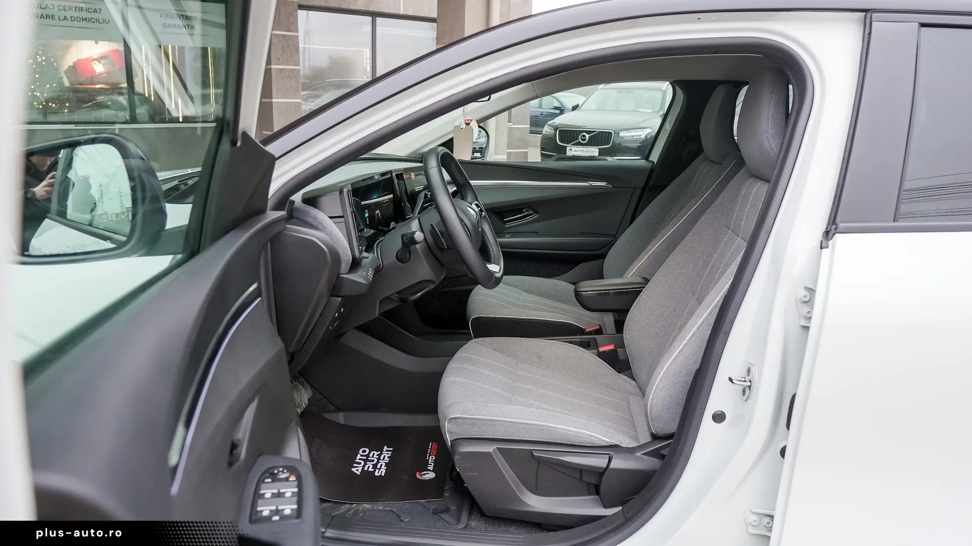 RENAULT MEGANE E-TECH Electric