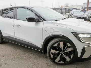 RENAULT MEGANE E-TECH Electric