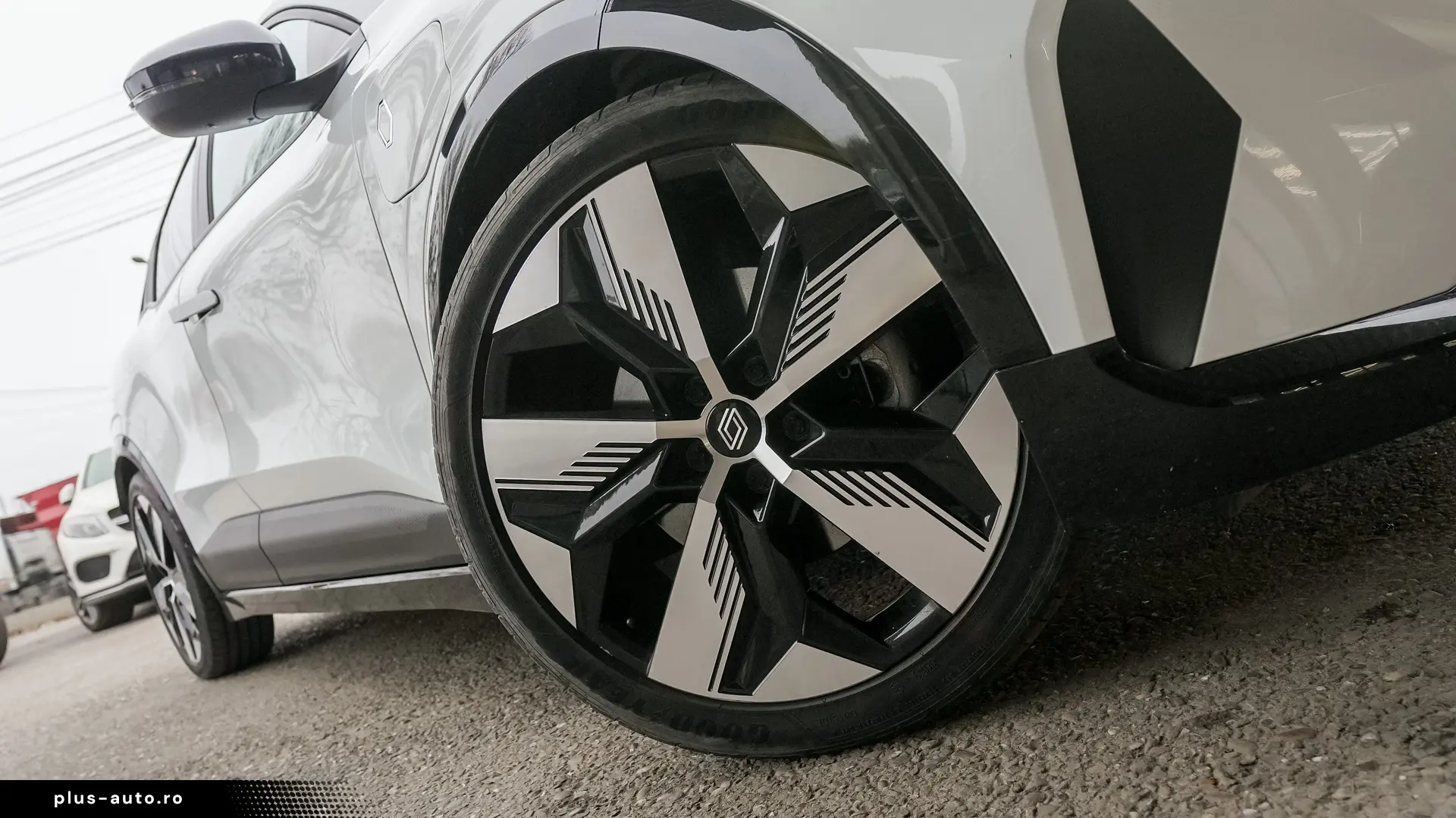 RENAULT MEGANE E-TECH Electric