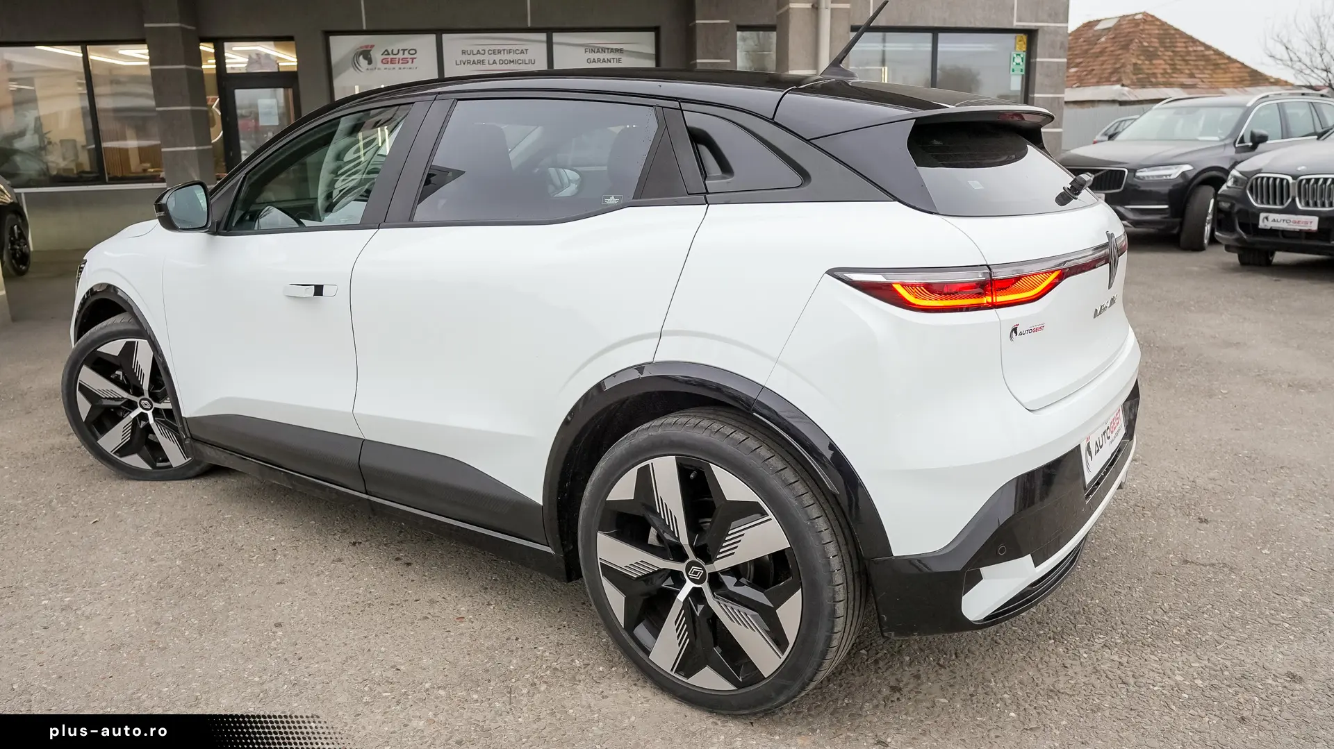 RENAULT MEGANE E-TECH Electric