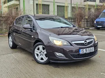 Opel Astra J 2011 1.7 CDTI 130 CP euro 5 RAR efectuat
