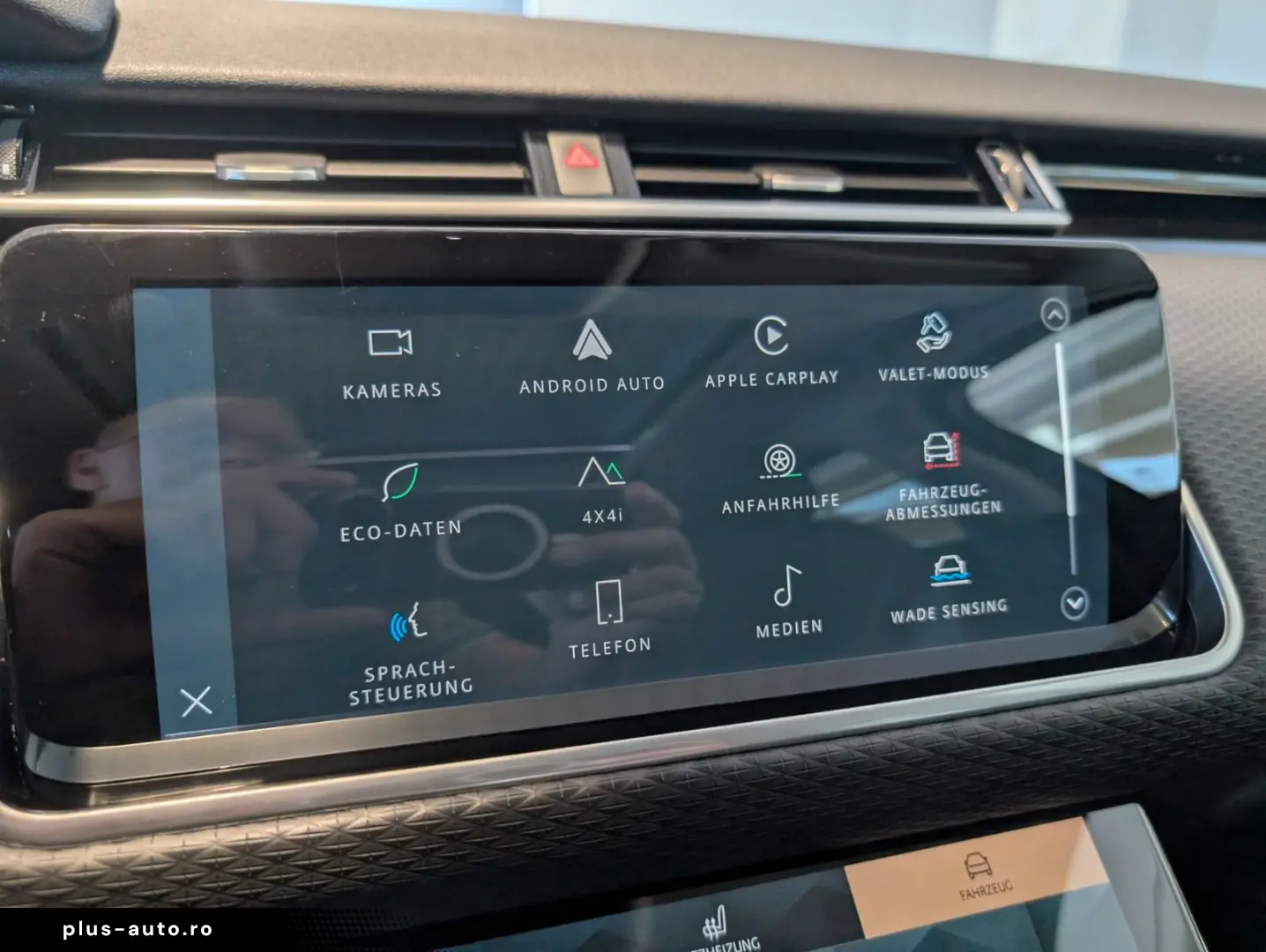 Range Rover Velar D200 Panorama AHK Kontrast 20