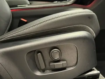 Range Rover Velar 3.0d R-Dyn SE BlackPack Pano