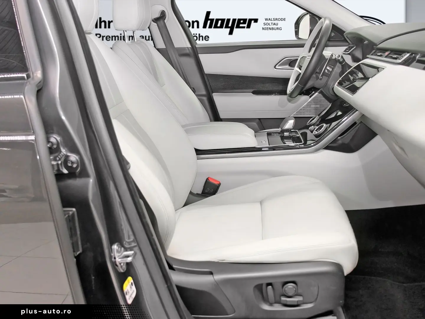 Range Rover Velar P250 R-Dynamic SE Head-Up DAB