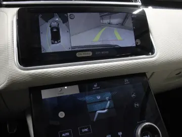 Range Rover Velar P250 R-Dynamic SE Head-Up DAB