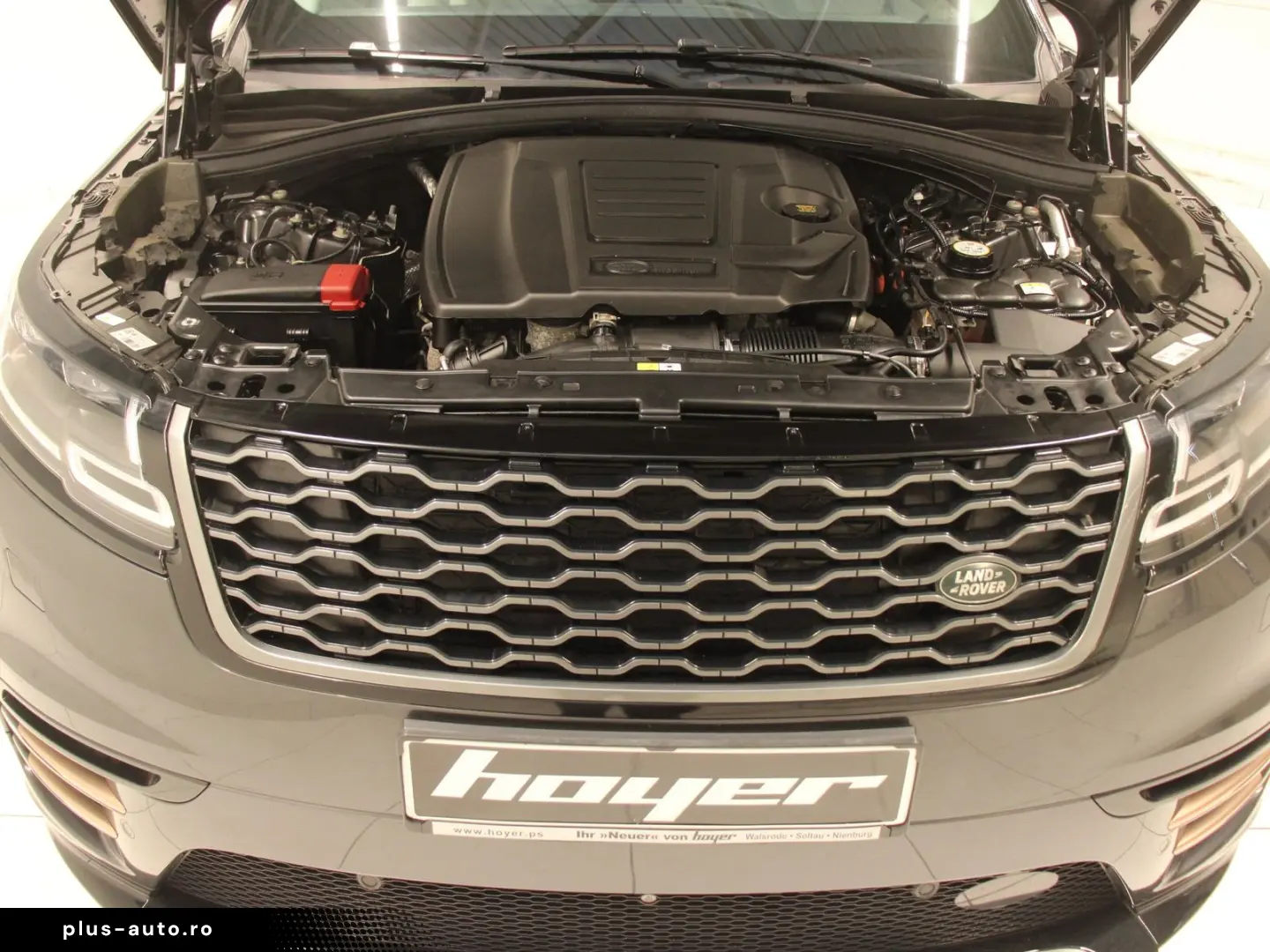 Range Rover Velar P250 R-Dynamic SE Head-Up DAB