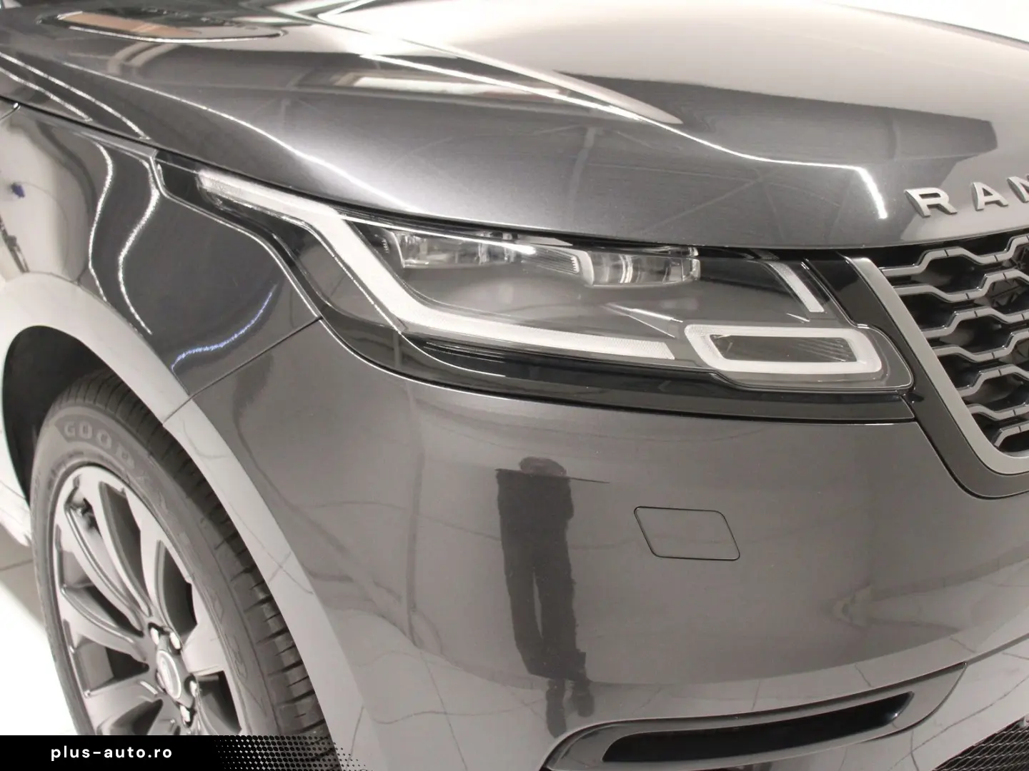 Range Rover Velar P250 R-Dynamic SE Head-Up DAB