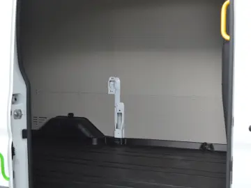 FORD E-TRANSIT  N2 L2H2 Masa max.3900KG