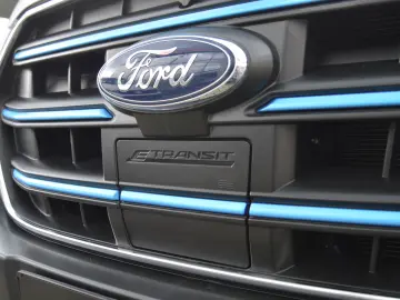 FORD E-TRANSIT  N2 L2H2 Masa max.3900KG