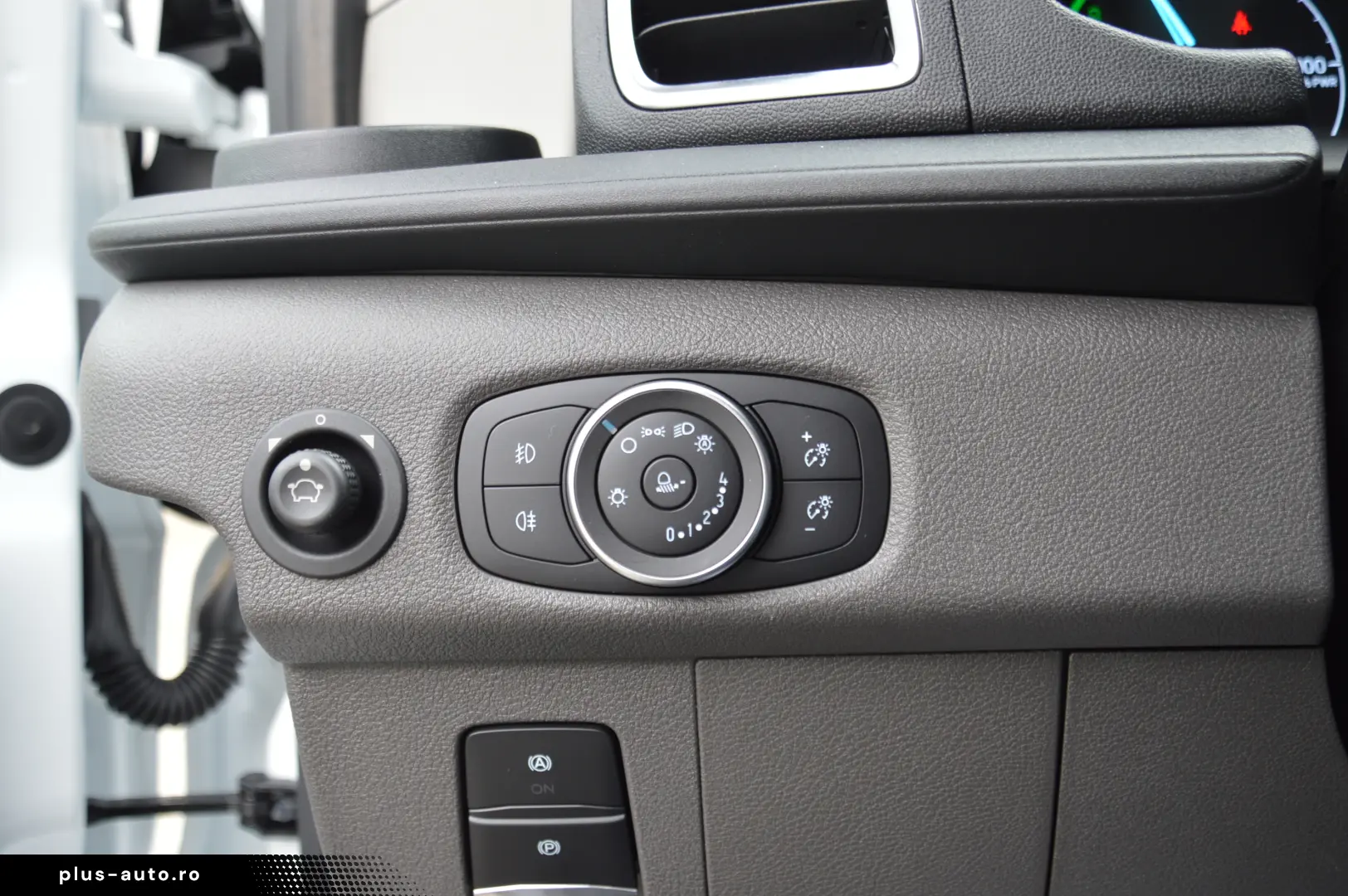 FORD E-TRANSIT  N2 L2H2 Masa max.3900KG