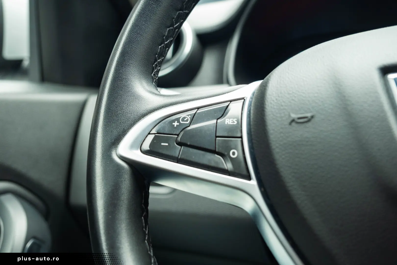 Dacia Duster 1.5 DCI - Tractiune 4x4 - Echipare Prestige