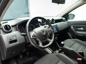 Dacia Duster 1.5 DCI - Tractiune 4x4 - Echipare Prestige