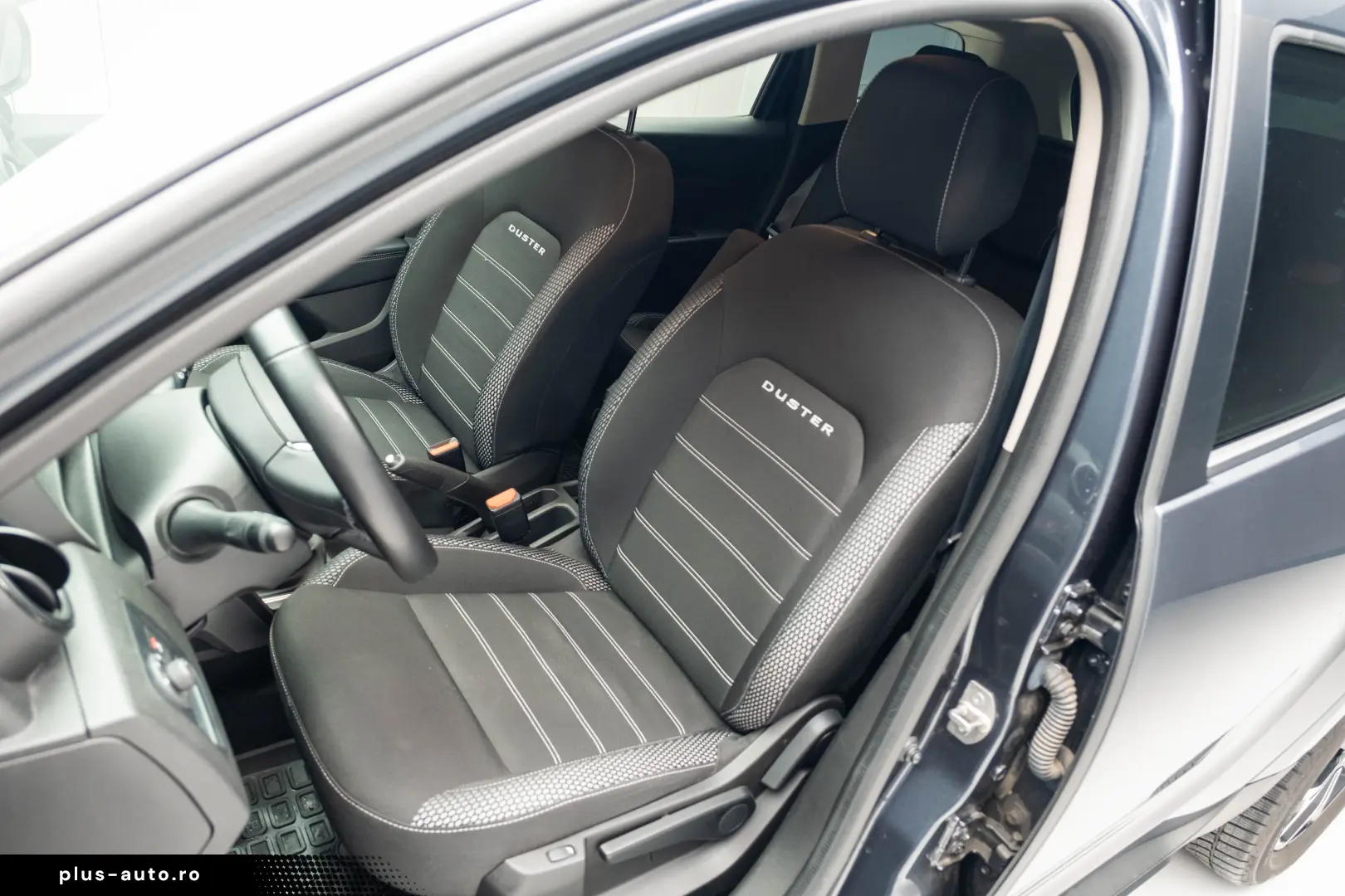 Dacia Duster 1.5 DCI - Tractiune 4x4 - Echipare Prestige