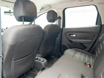 Dacia Duster 1.5 DCI - Tractiune 4x4 - Echipare Prestige