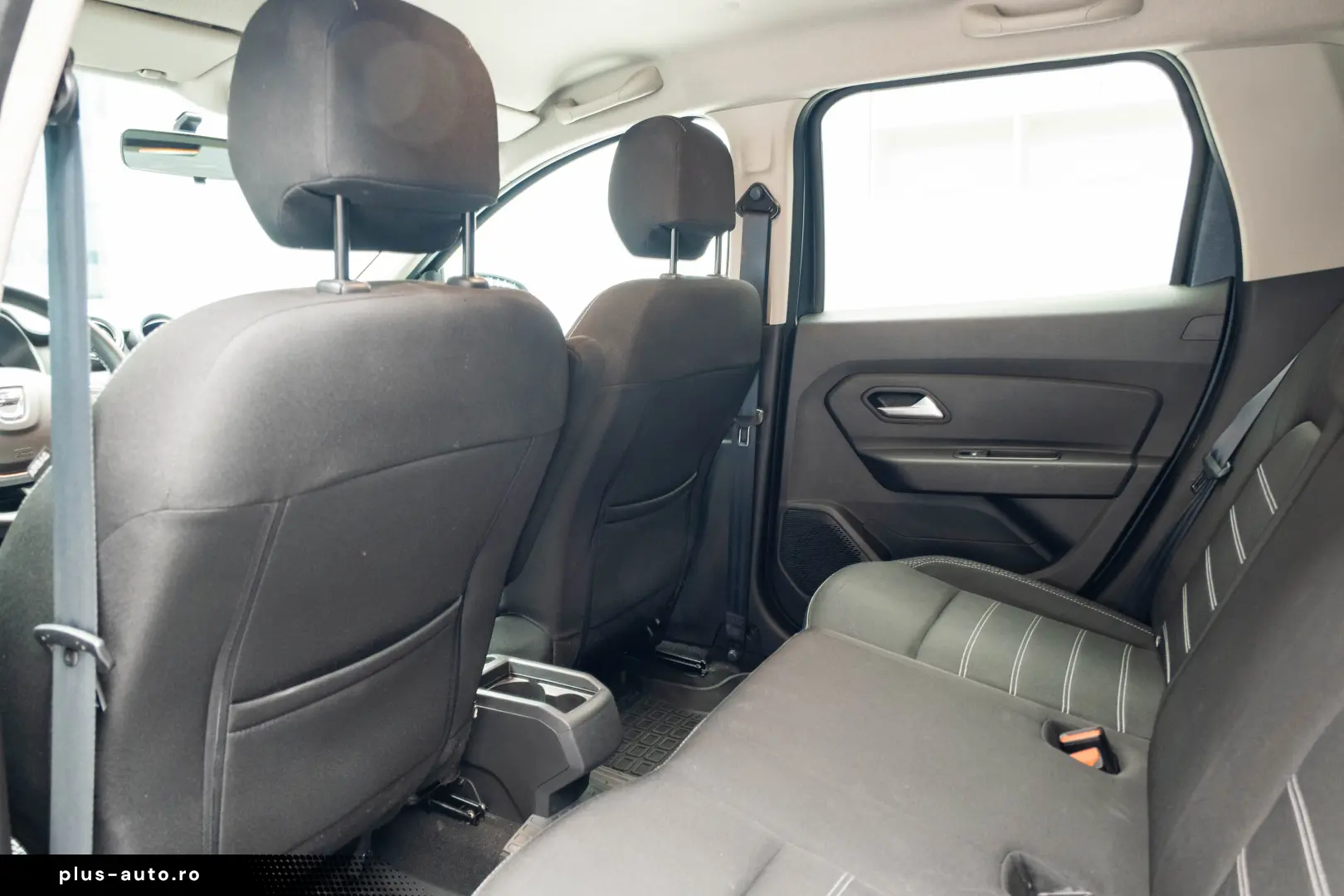 Dacia Duster 1.5 DCI - Tractiune 4x4 - Echipare Prestige