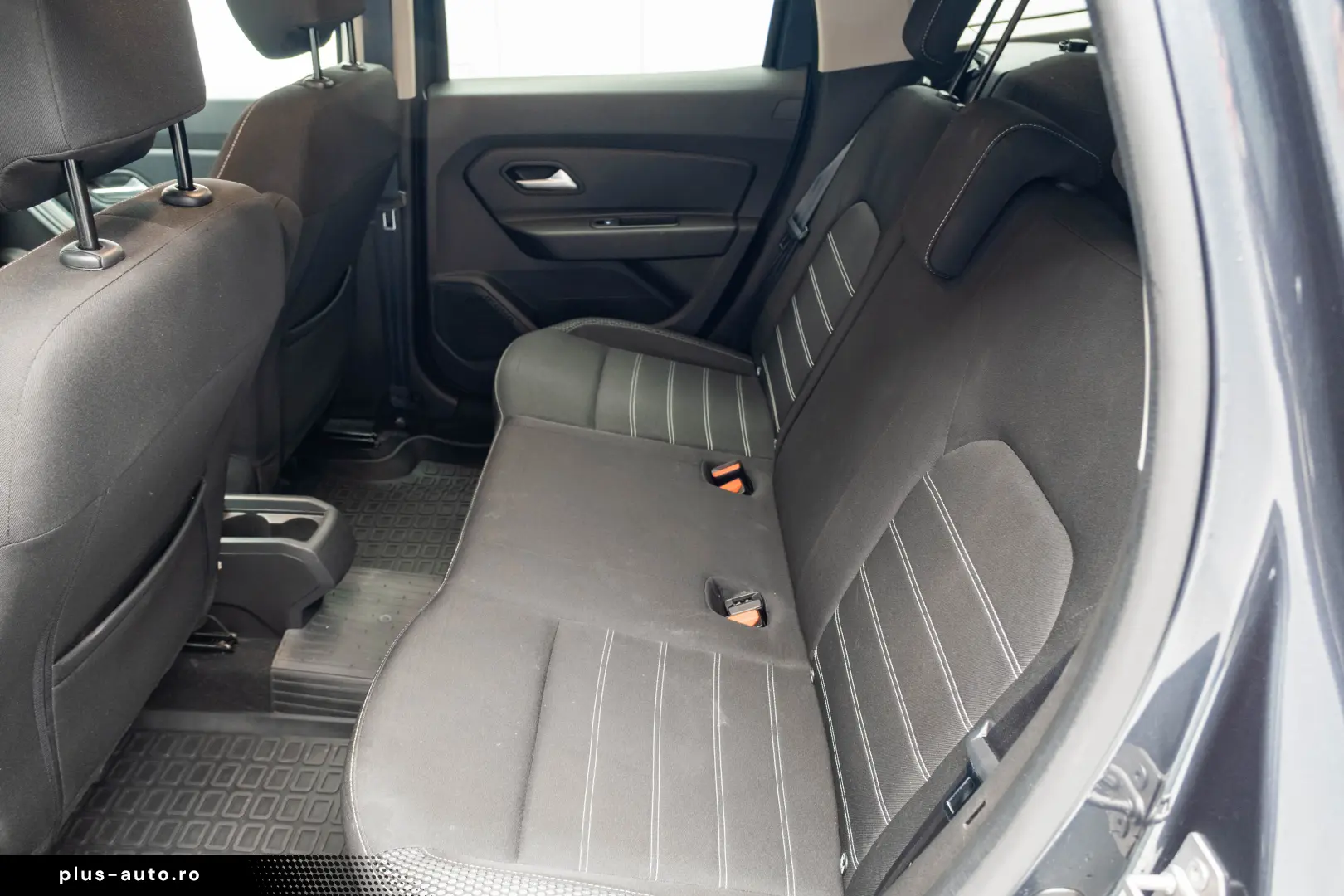 Dacia Duster 1.5 DCI - Tractiune 4x4 - Echipare Prestige