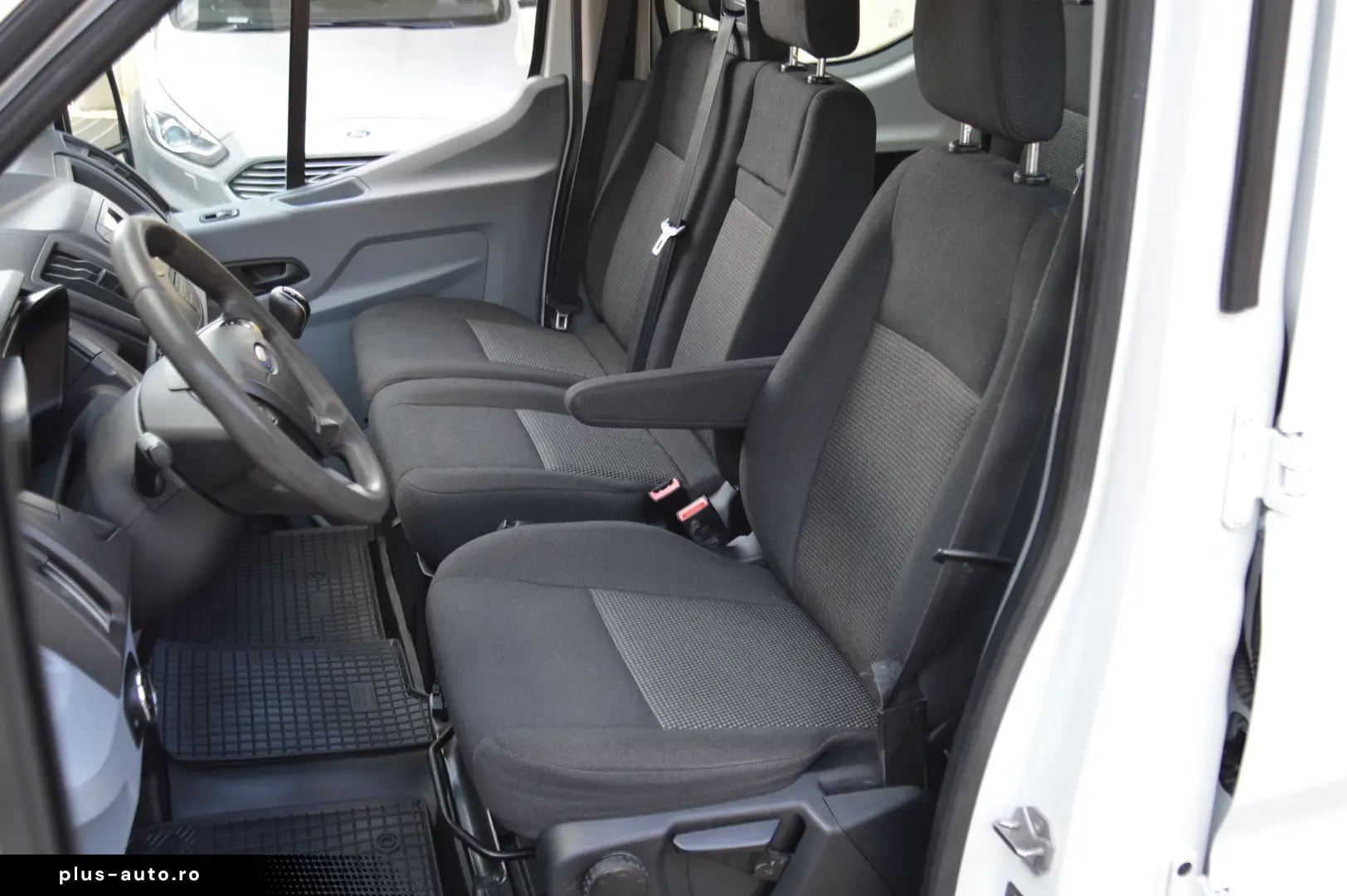 FORD TRANSIT Doka 2.0TDCI Cabina Dubla 7 Locuri