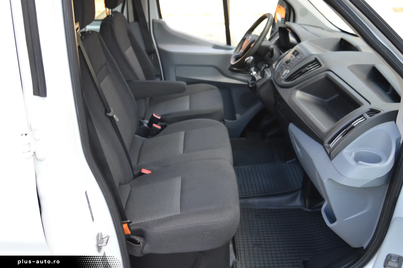 FORD TRANSIT Doka 2.0TDCI Cabina Dubla 7 Locuri