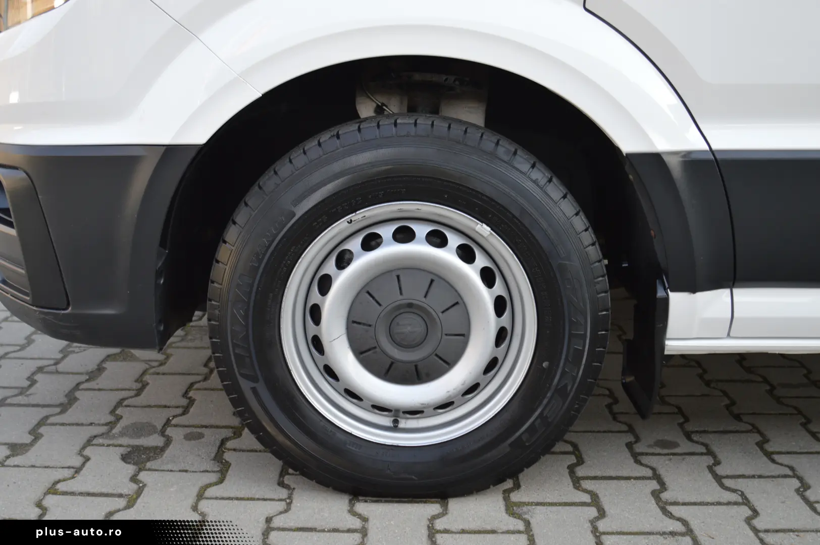 VOLKSWAGEN CRAFTER L4 2.0TDI Cabina Dubla 7 Locuri