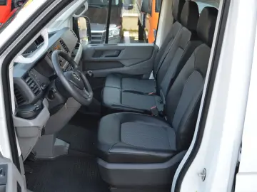 VOLKSWAGEN CRAFTER L4 2.0TDI Cabina Dubla 7 Locuri