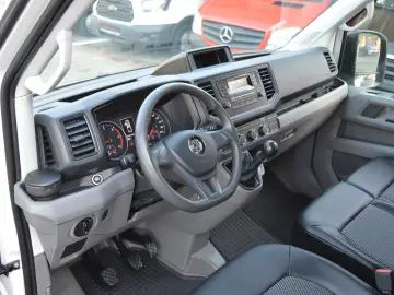 VOLKSWAGEN CRAFTER L4 2.0TDI Cabina Dubla 7 Locuri