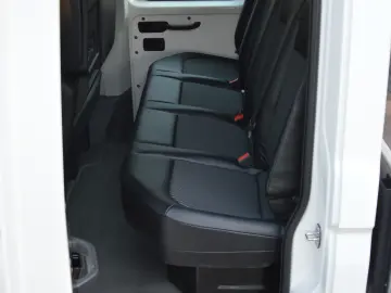 VOLKSWAGEN CRAFTER L4 2.0TDI Cabina Dubla 7 Locuri