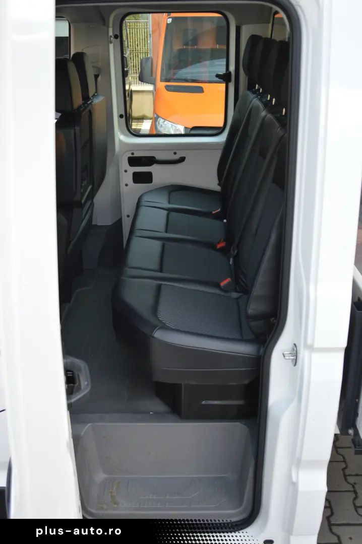 VOLKSWAGEN CRAFTER L4 2.0TDI Cabina Dubla 7 Locuri