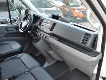 VOLKSWAGEN CRAFTER L4 2.0TDI Cabina Dubla 7 Locuri